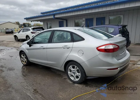 2015 Ford Fiesta Se z USA, uszkodzony, nr VIN 3FADP4BJ9FM199345